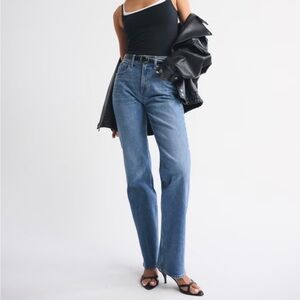 High Rise 90s Relaxed Shiny Embellished Jean